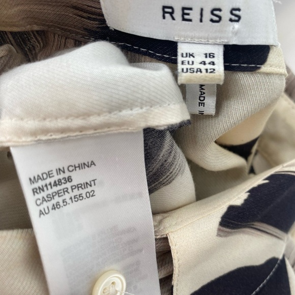 REISS Casper Print Lea Glacier Tan, Black, & White Twin Pocket Button Up Blouse - Picture 5 of 13